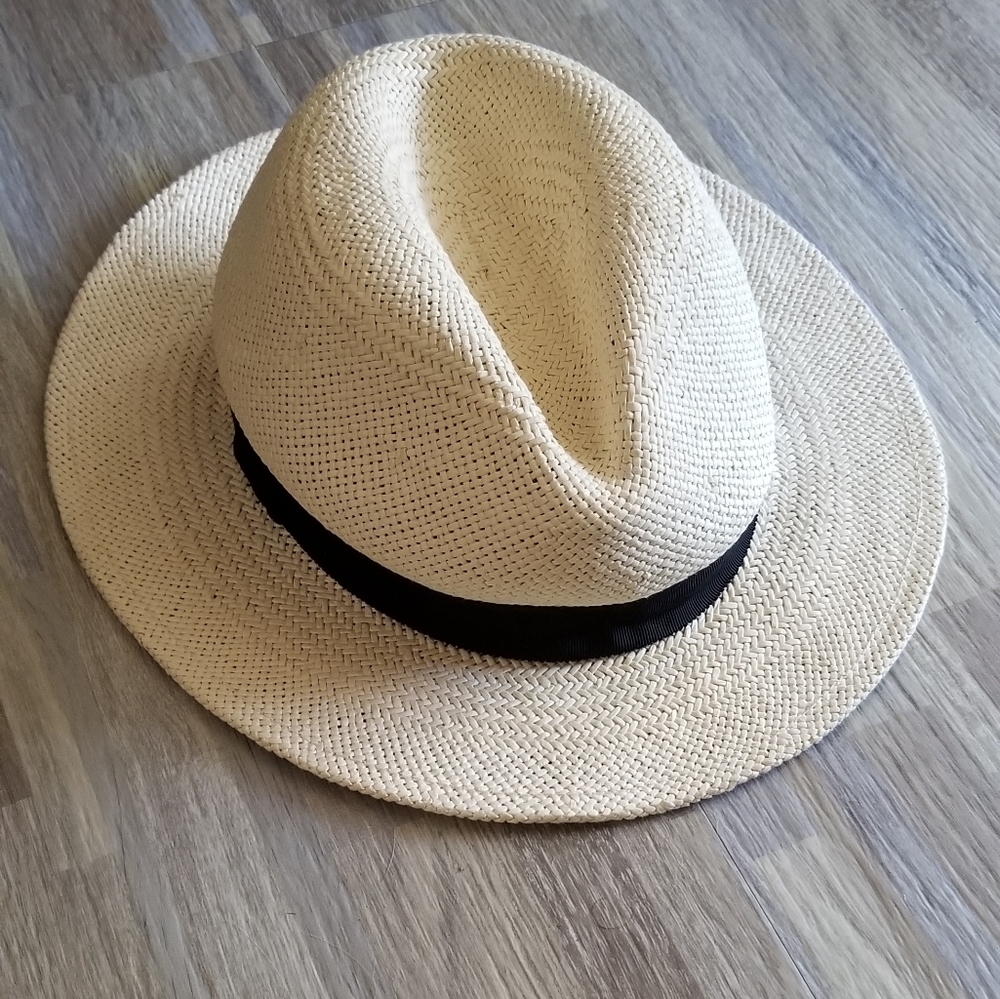Gap Hat - image 6